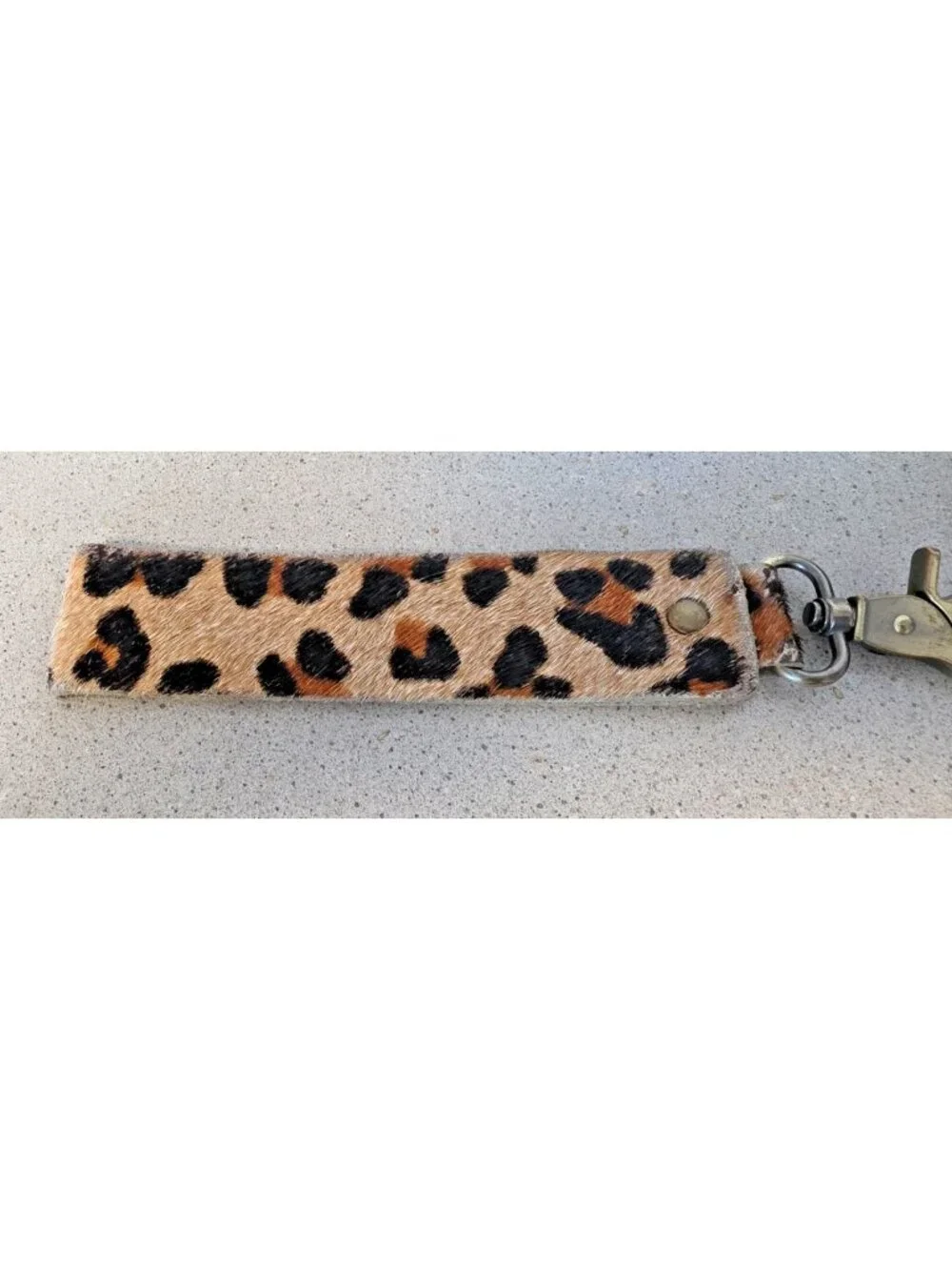 Keep It Gypsy Leopard Print Clutch Faux Fur Zip Closure & Detachable Strap